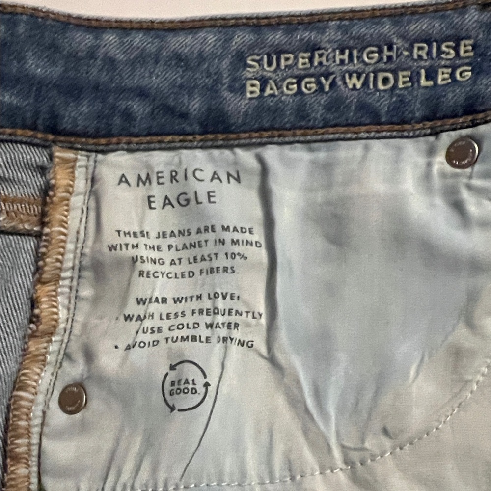 American Eagle Women Super High Rise Baggy Wide Leg Cargo Blue Jeans Size 12 EUC - Picture 10 of 11